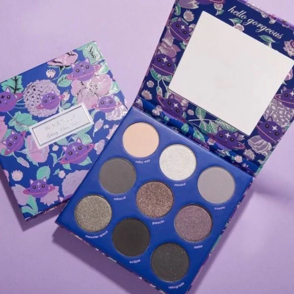 NIB✔️Winky Lux 🐱 Galaxy Kitten Palette 🐈 - Picture 1 of 9